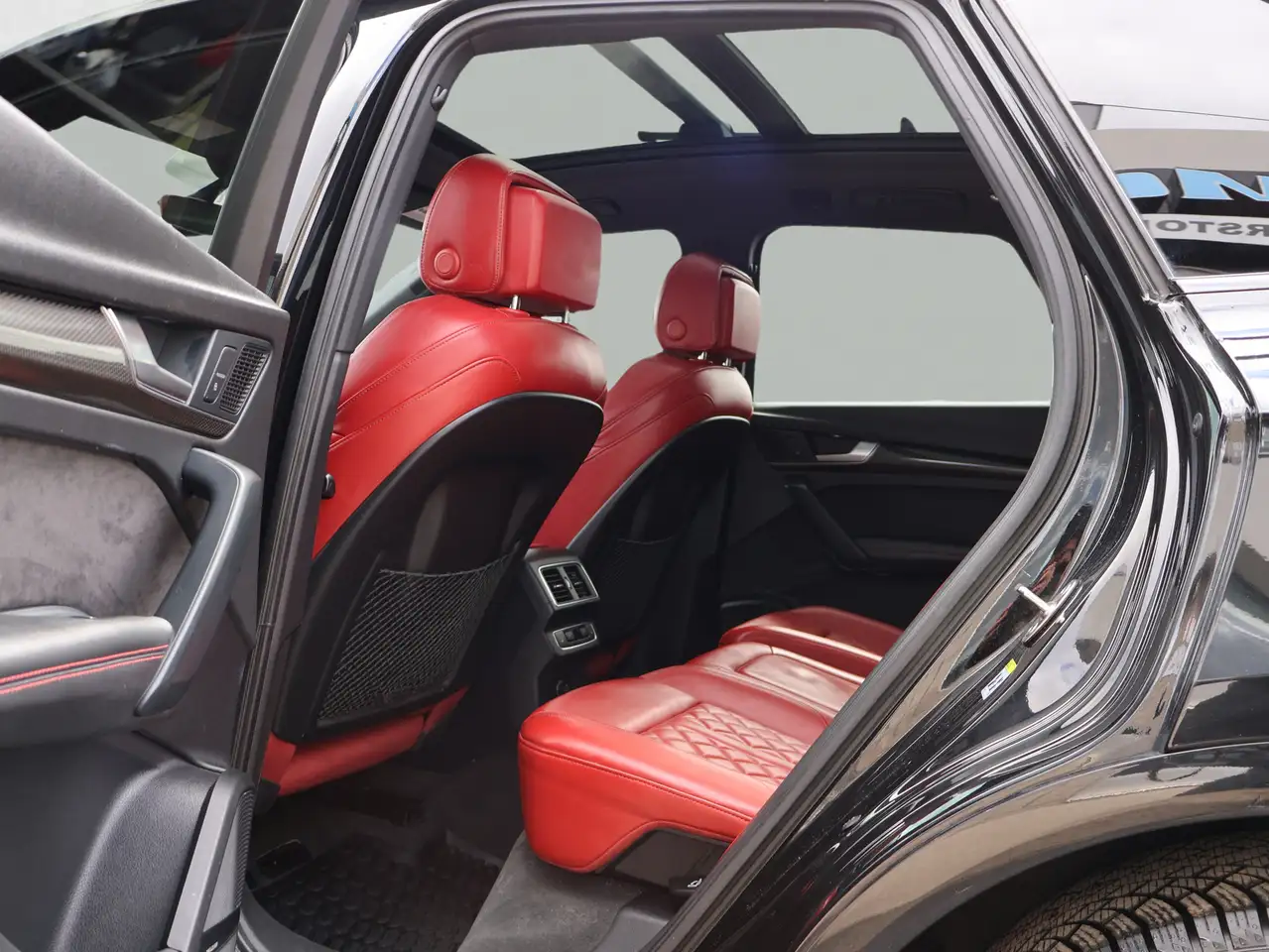Audi SQ5 снимка Audi SQ5