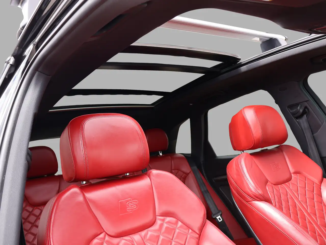 Audi SQ5 снимка Audi SQ5