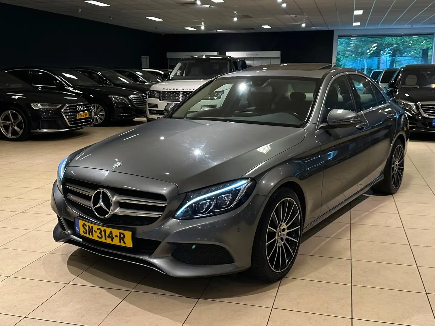 Mercedes-Benz C 220 C220 d Avantgarde|Trekhaak|Opendak|Leder|9G-Aut| Grijs - 2