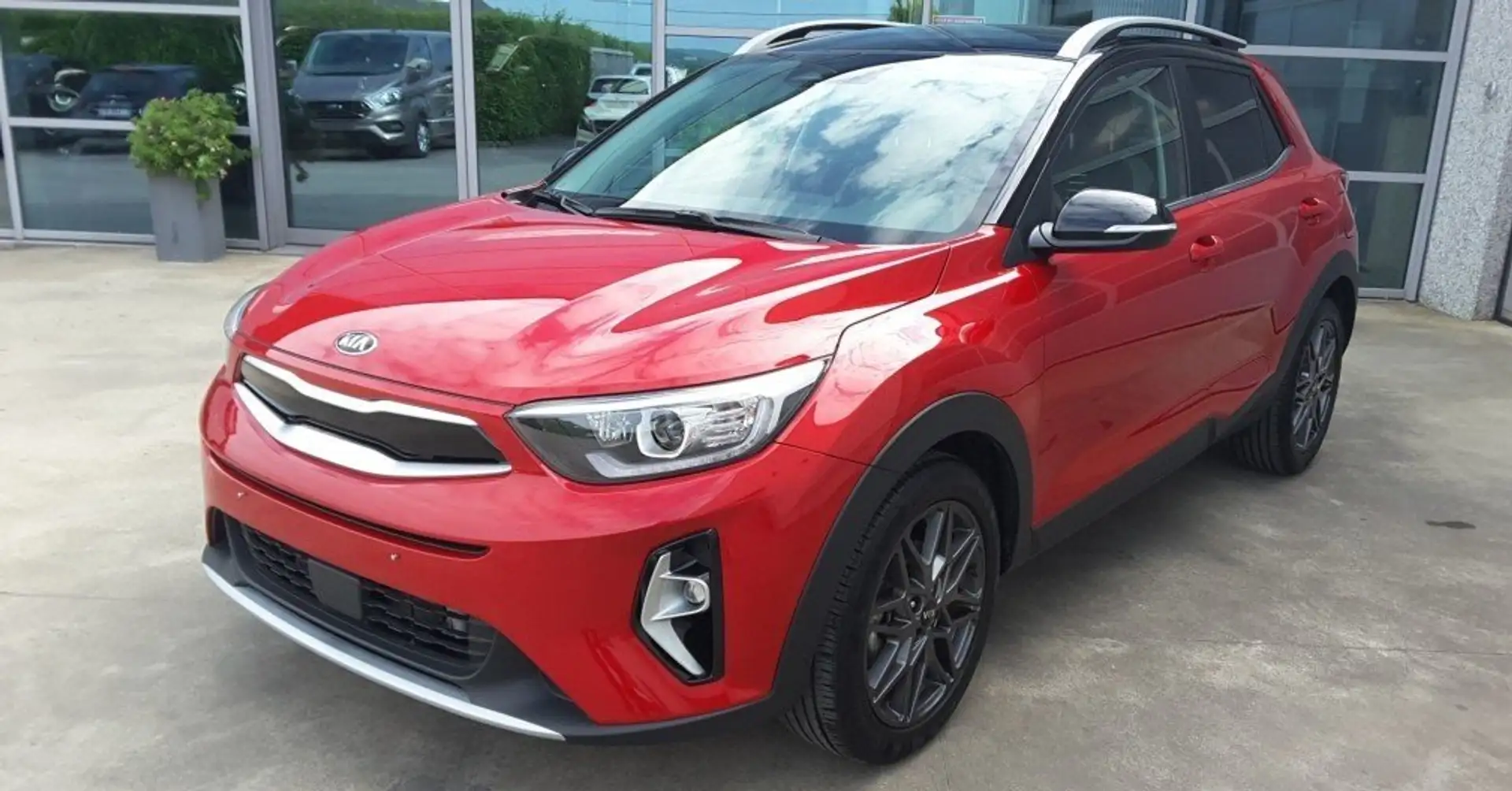 Kia Stonic 1.0 T MHEV Black Edition ISG DCT Rouge - 1