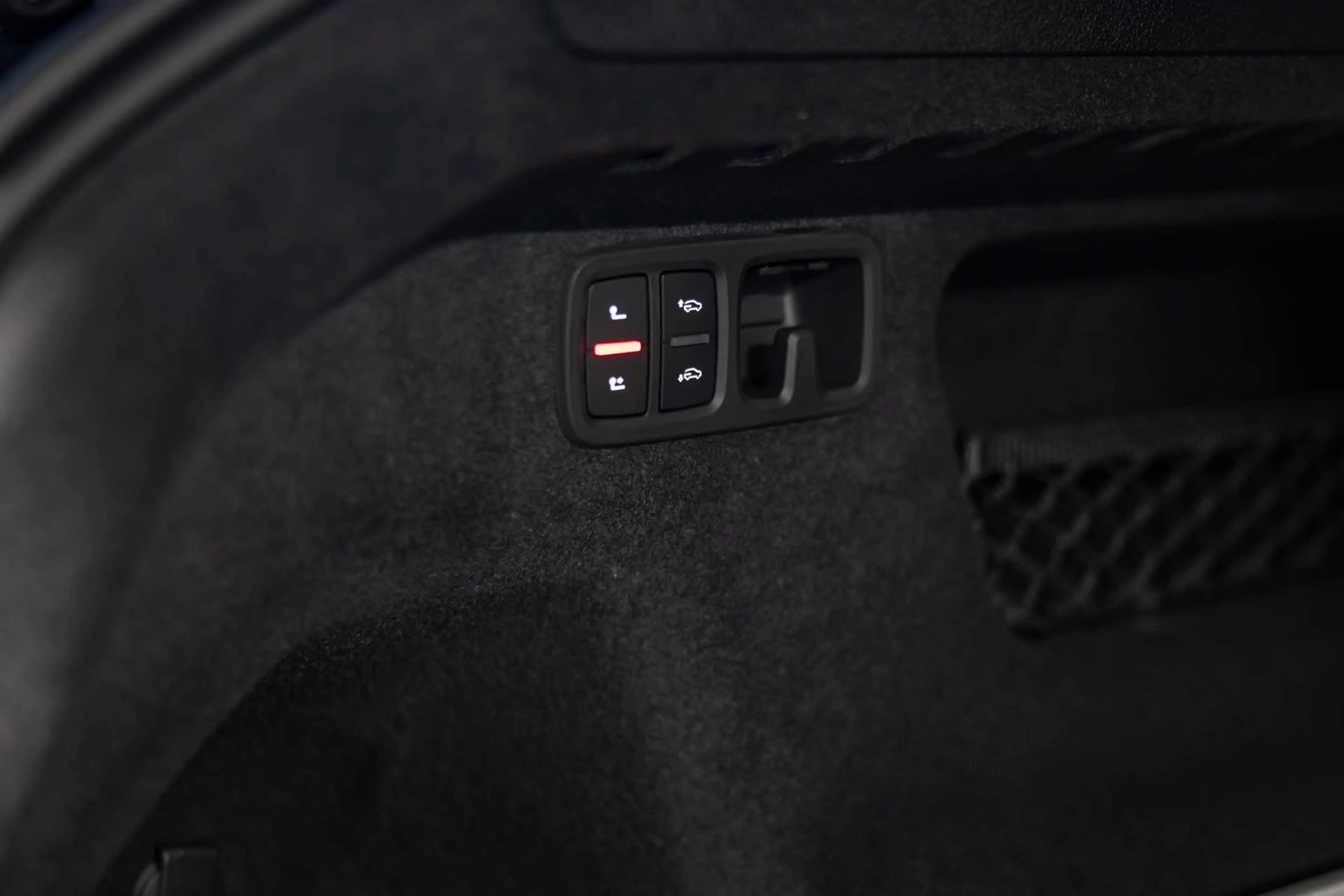 Audi SQ8 4.0 TFSI quattro AHK PANO B&O STHZ MATRIX — photo 13