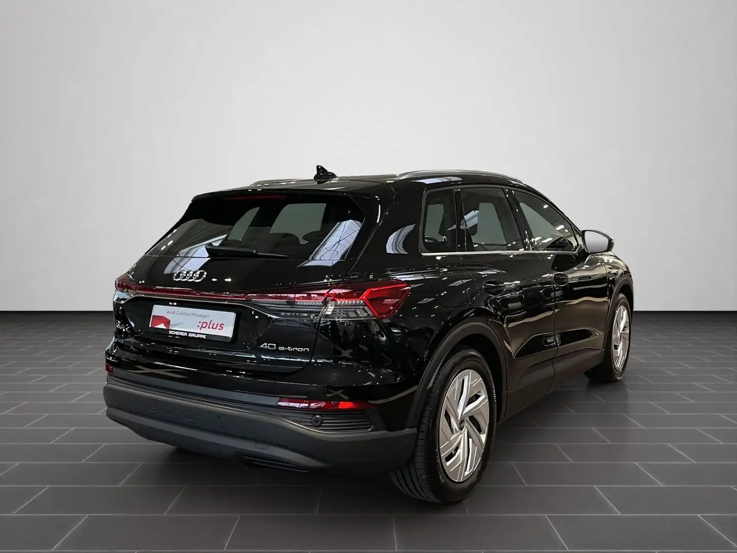 Audi Q4 e-tron 40 e-tron 150 kW Schwarz - 2