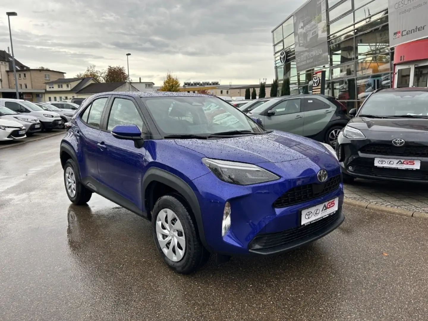 Toyota Yaris Cross 1,5L Hybrid Business Edition Bleu - 2