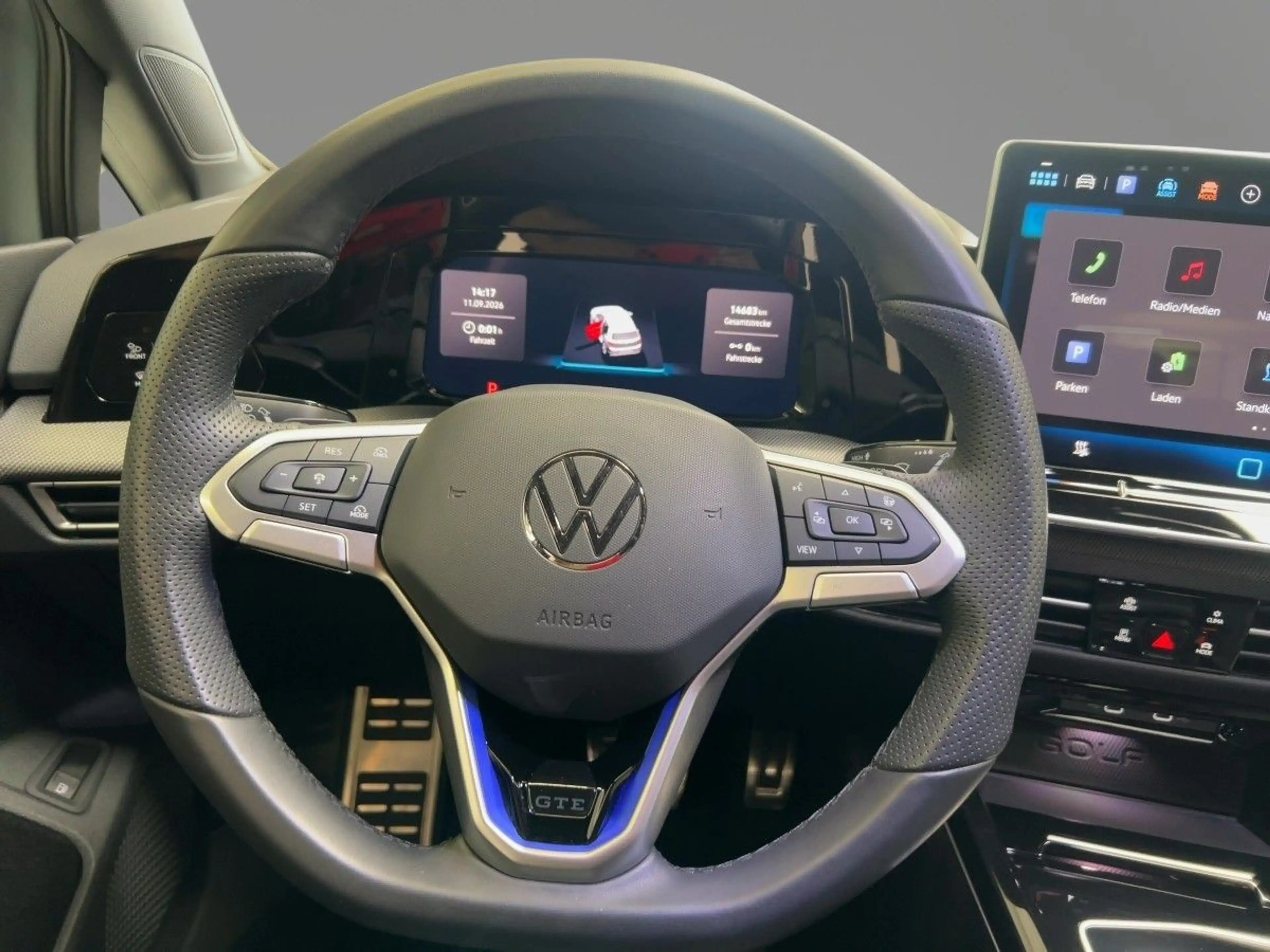 Volkswagen Golf GTE VIII 1.5 eHybrid GTE DSG Rear View IQ Light — photo 13
