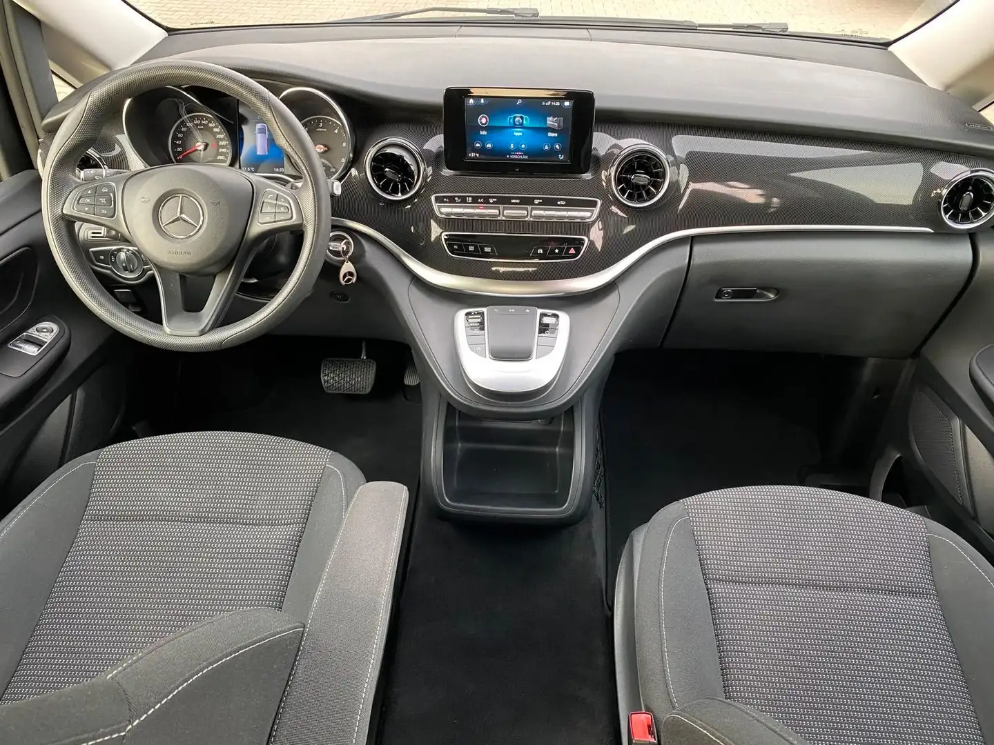 Mercedes-Benz V 220 d RISE kompakt|NAVI/R-KAM|8 SITZE Noir - 2