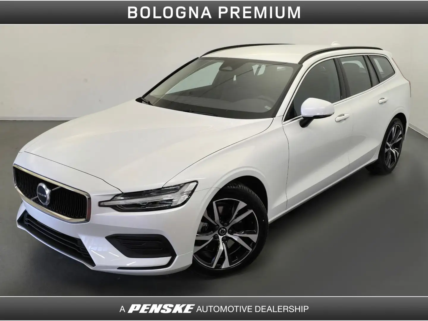 Volvo V60 V60 B4 automatico Core Alb - 1