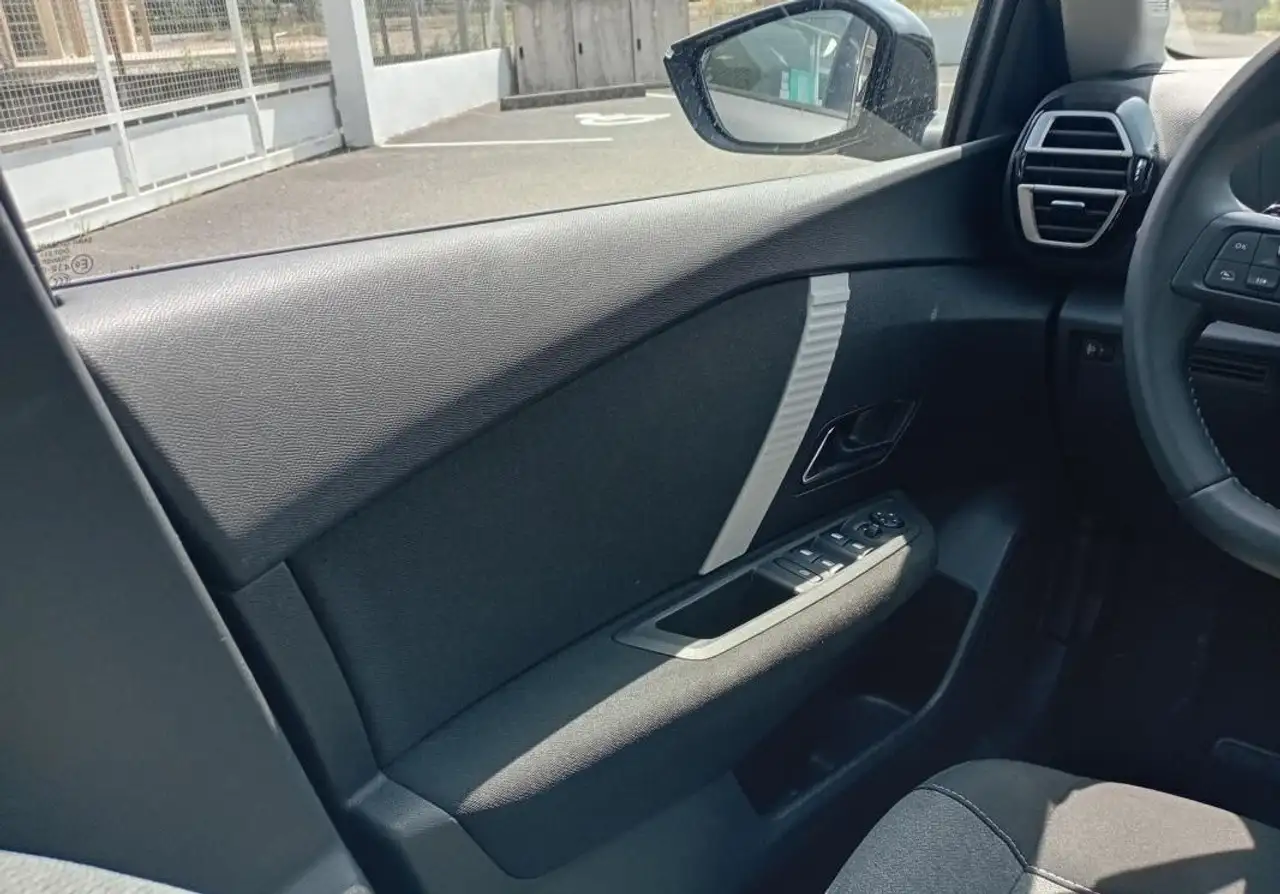 Citroen C4 Berline — photo 6