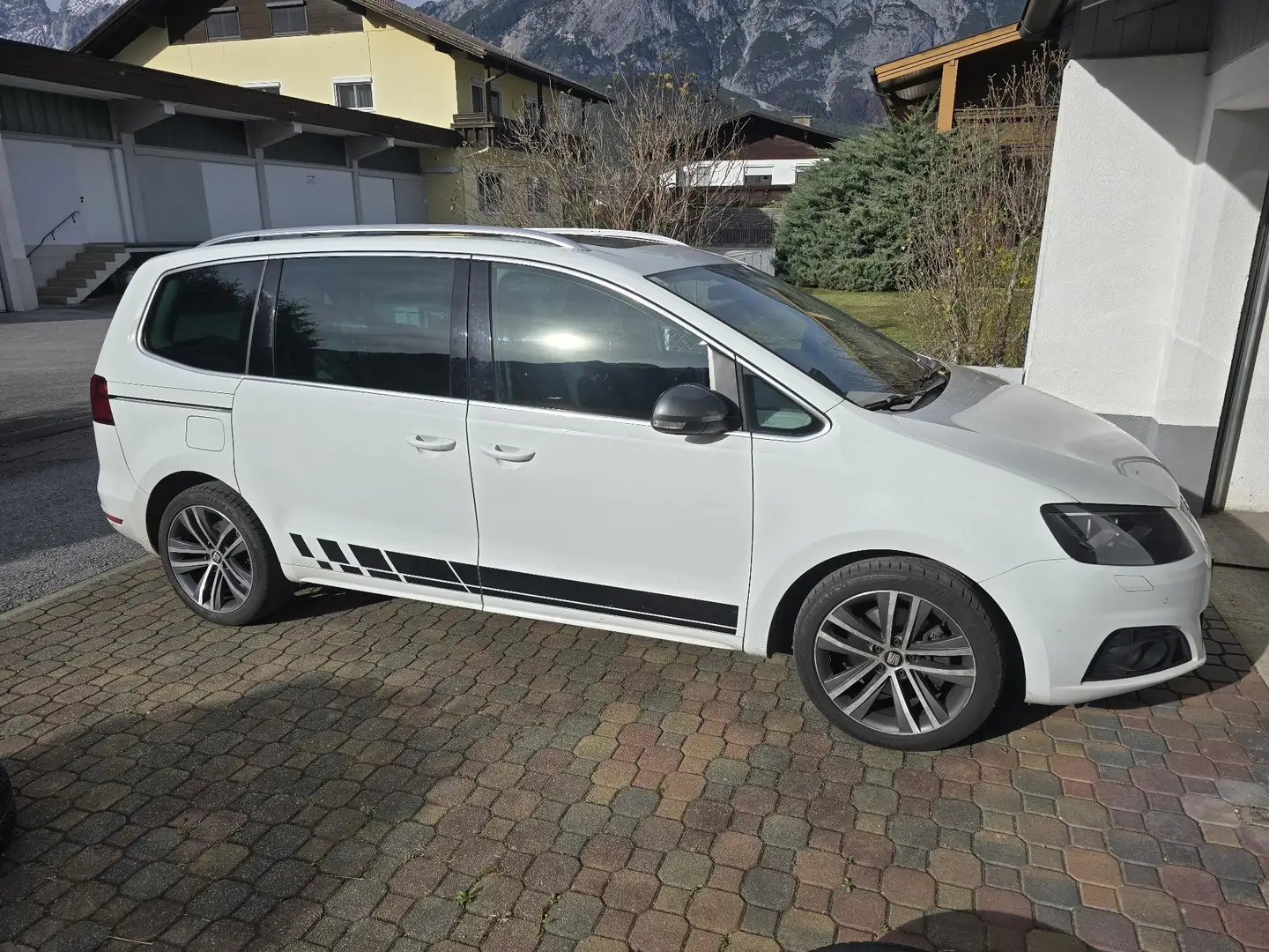 SEAT Alhambra FR 2,0 TDI CR DSG - 2