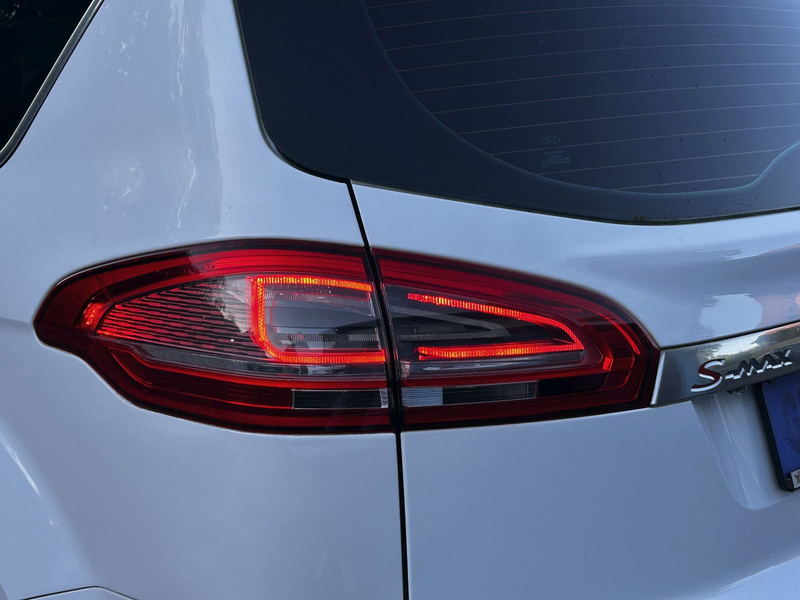 Ford S-Max 2.0 Ecoboost Aut. Titanium/ NAVI / 7 SITZE — photo 11