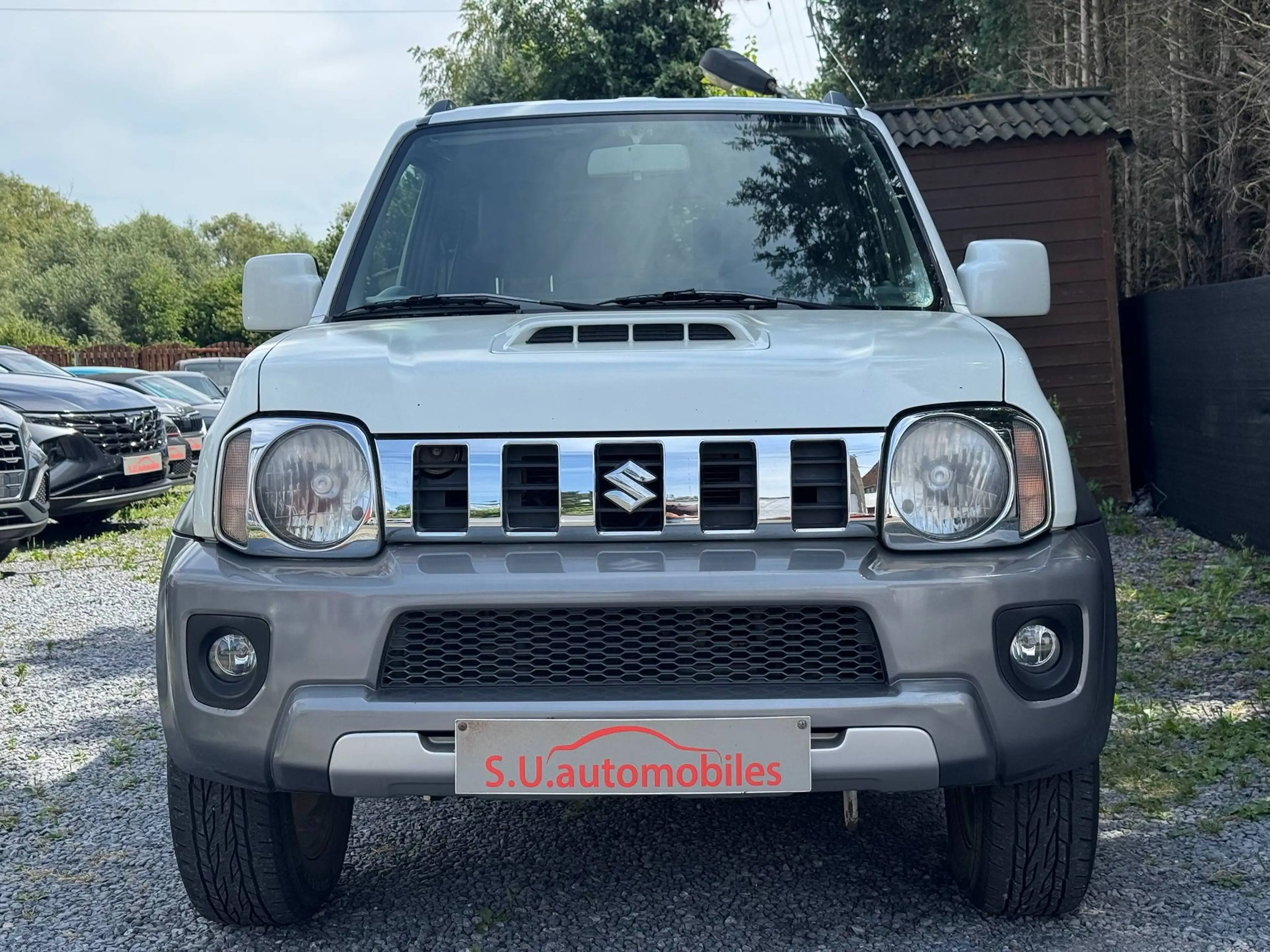 Suzuki Jimny 1.3i Dakota 4X4 /Attelage/CUIR/ Clim/GAR 12M — photo 2