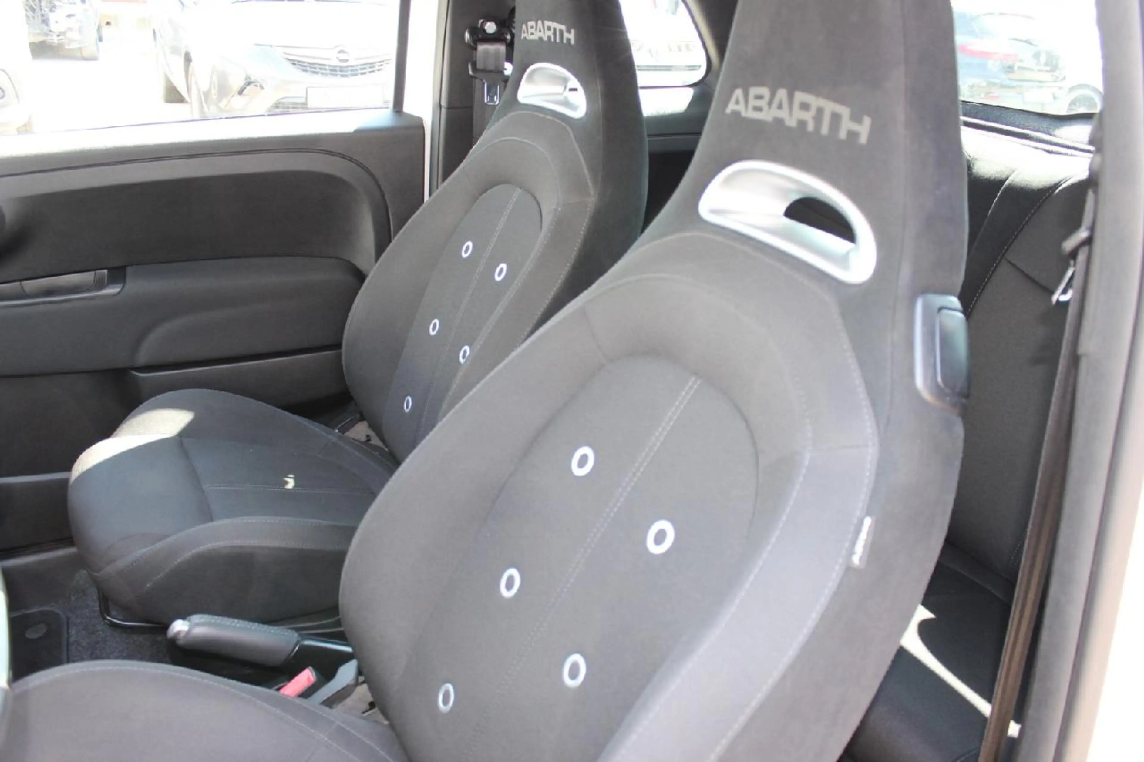 Abarth 595 595 Basis — photo 8