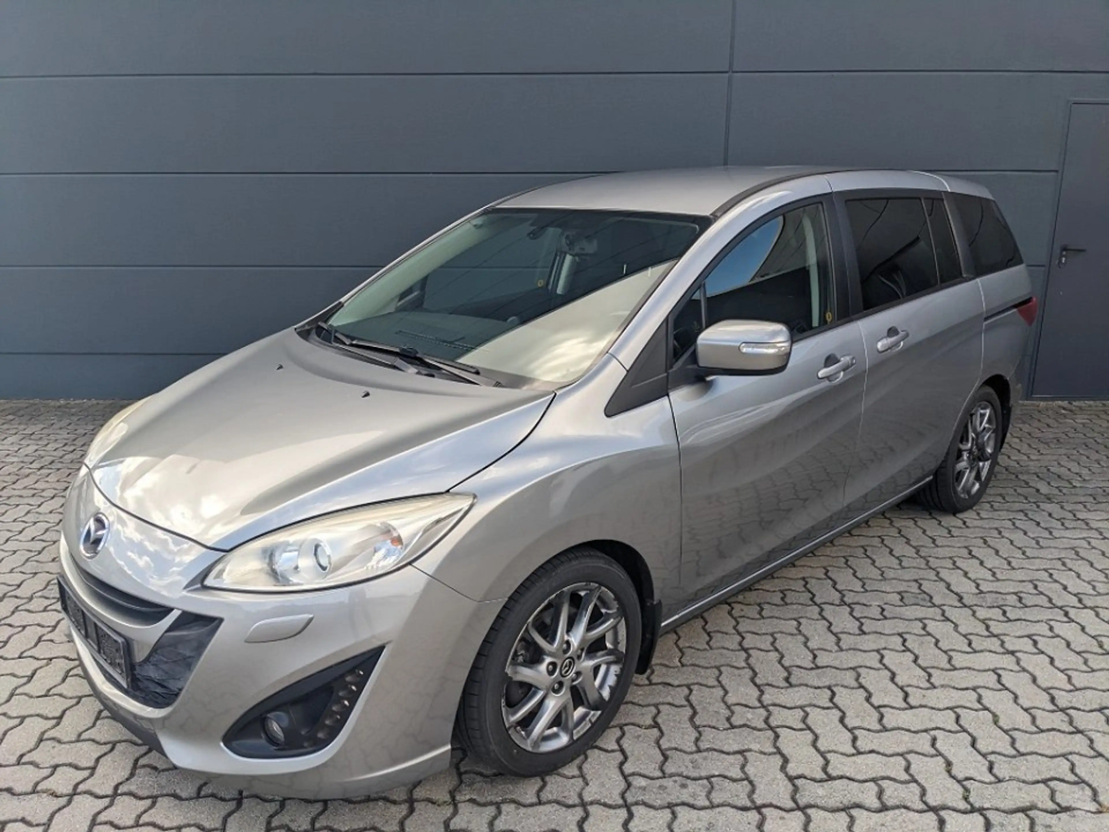 Mazda 5 2.0l Center-Line Navi Xenon Kamera PDC