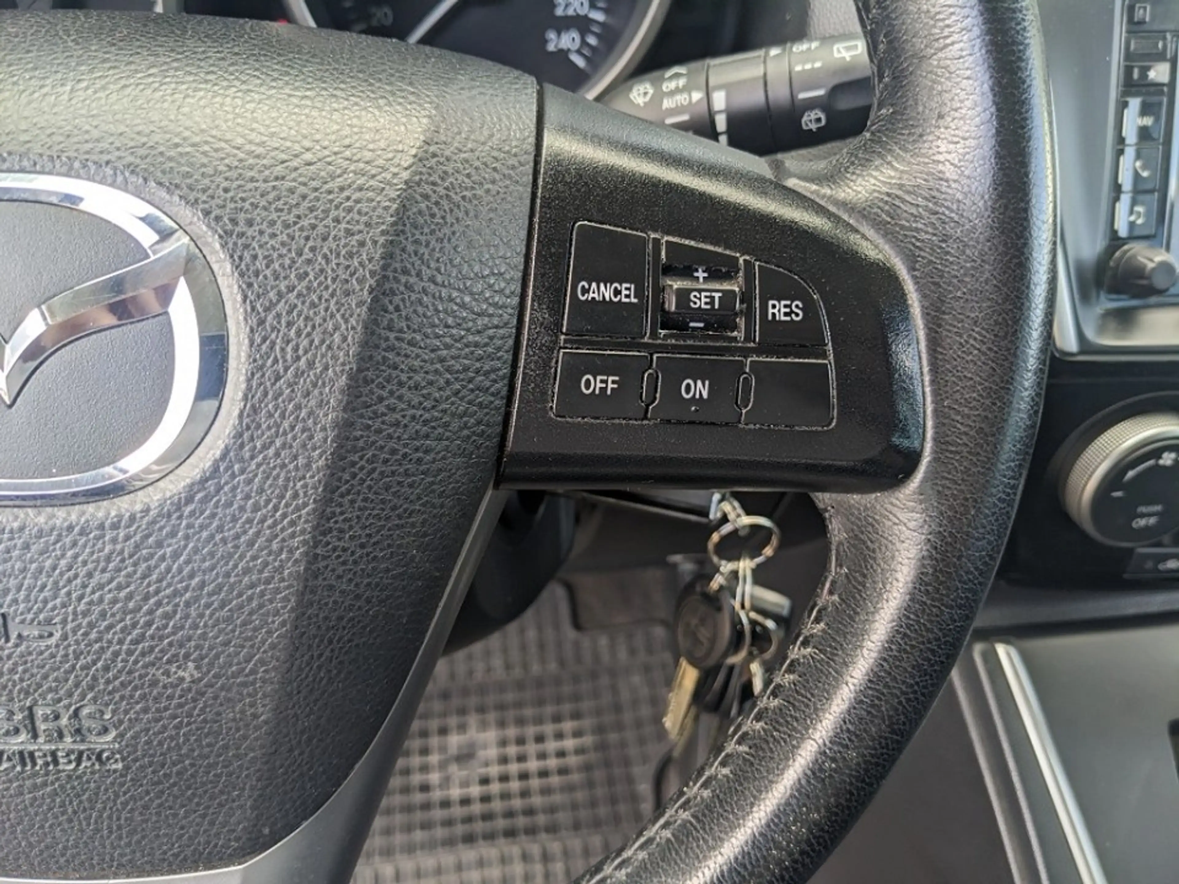 Mazda 5 2.0l Center-Line Navi Xenon Kamera PDC — photo 13