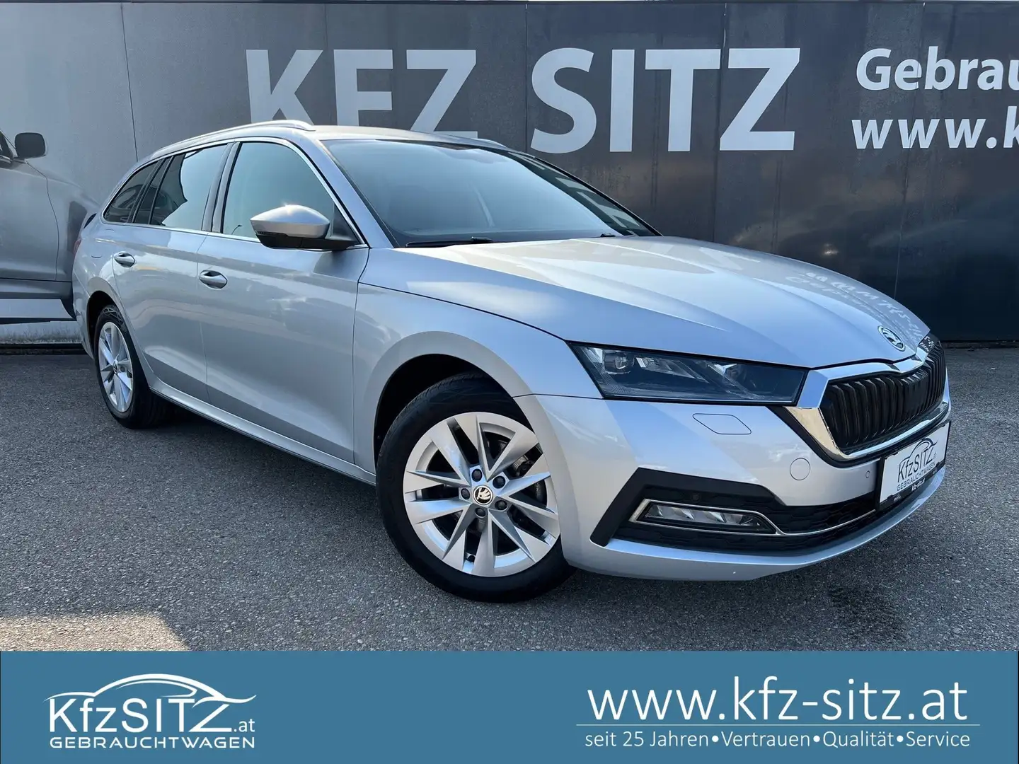 Skoda Octavia Combi 2,0 TDI Style DSG | NP: €44.300 Silber - 1