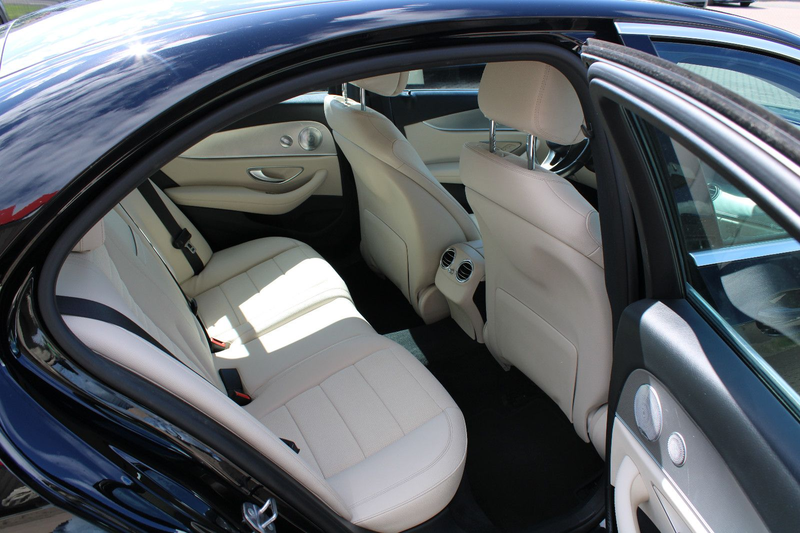 Mercedes-Benz E 350 d Limousine,LED,Head-Up,Distronic,Airmatic — photo 20