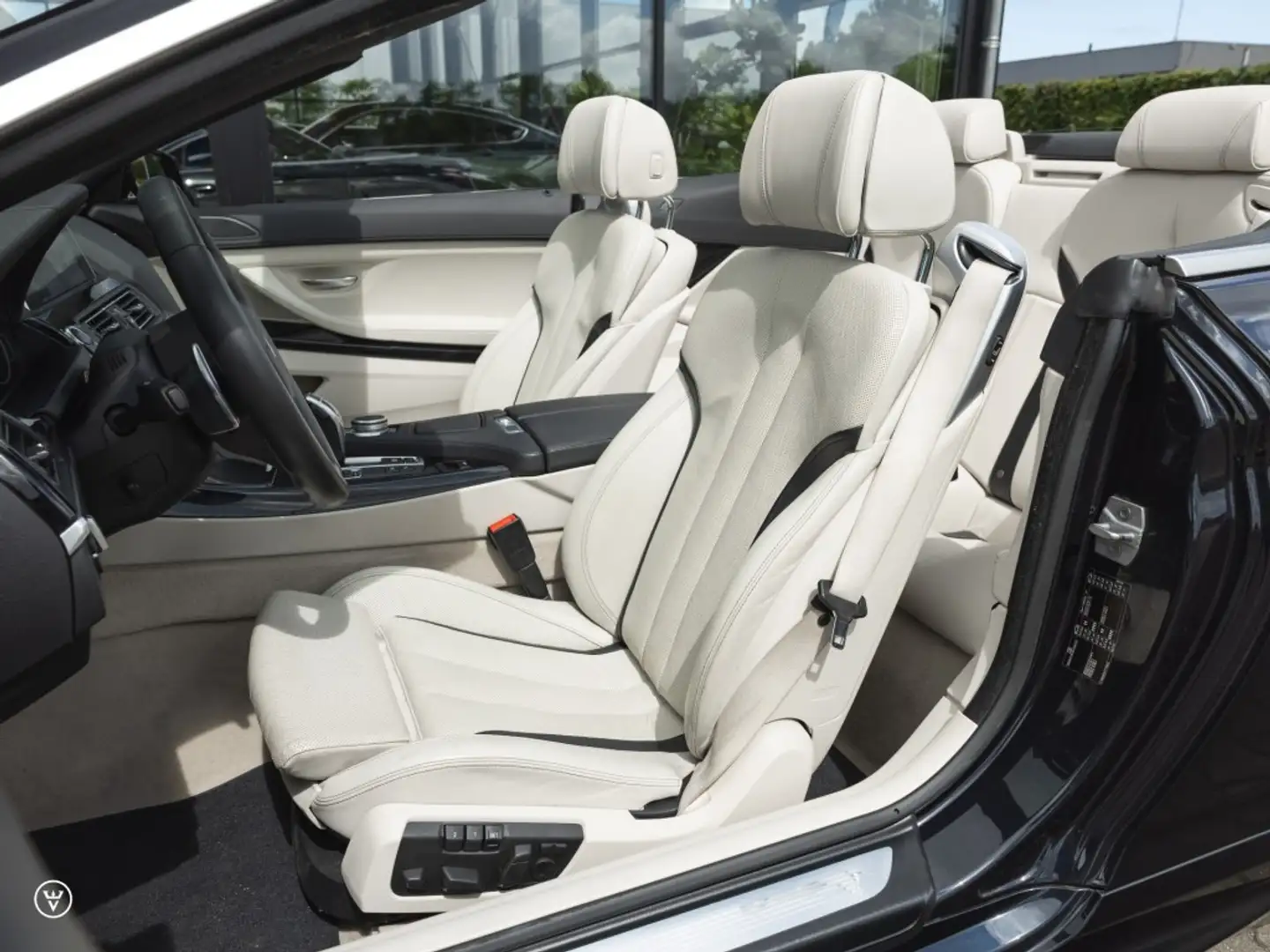 BMW 640 640i Cabrio Sportaut. - xDrive, M-sport Negru - 2
