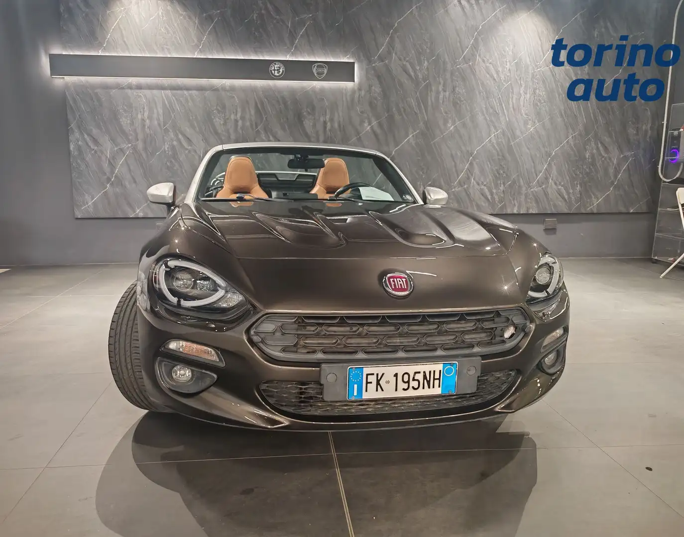 Fiat 124 Spider 1.4 Multi Air 140cv Lusso LIMITED EDITION ( NUMERATA ) Braun - 2