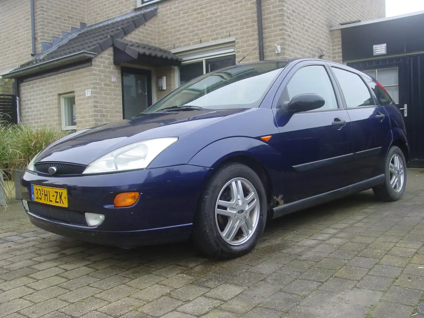 Ford Focus 1.6-16V Collection plava - 1