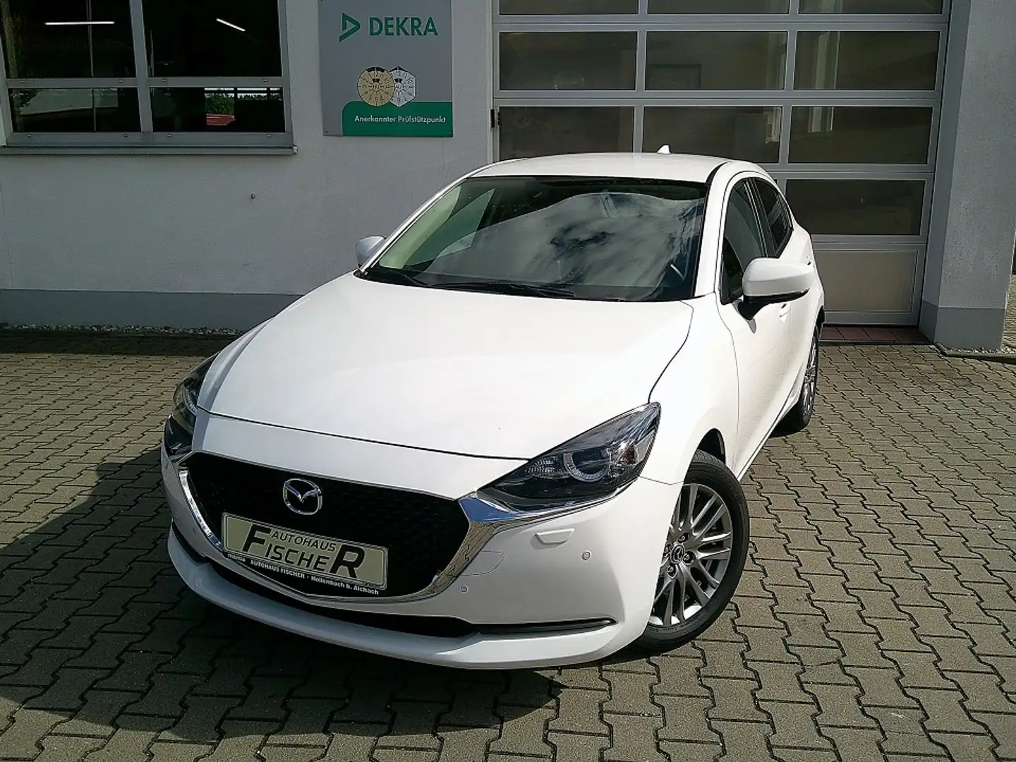 Mazda 2 e-SKYACTIV 90 Homura KAMERA/SHZ/NAVI Weiß - 1