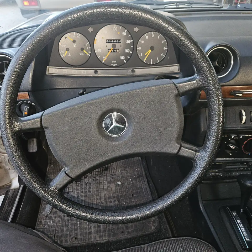 Mercedes-Benz 300 TD w123, foto 6
