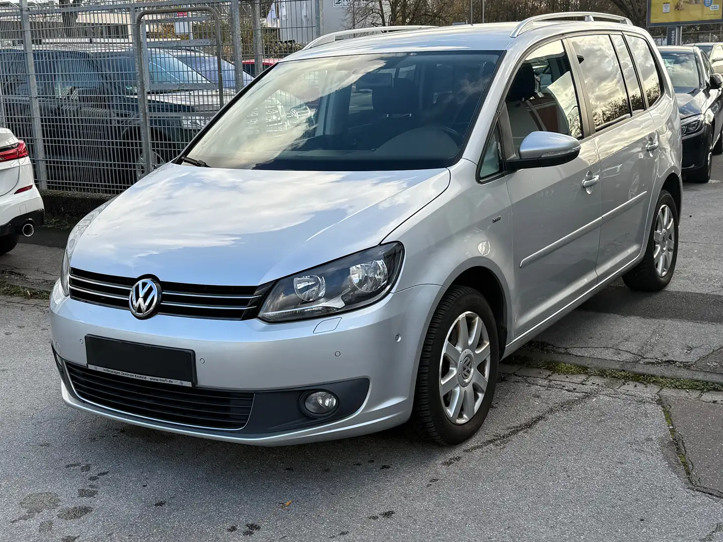 Volkswagen Touran Cup* Klimaautomatik  7-Sitzer Grau - 1