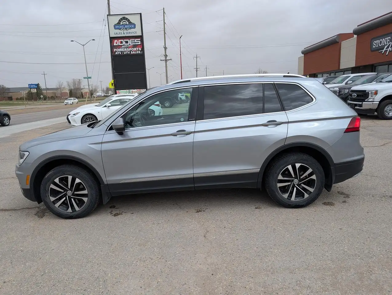 Volkswagen Tiguan снимка Volkswagen Tiguan