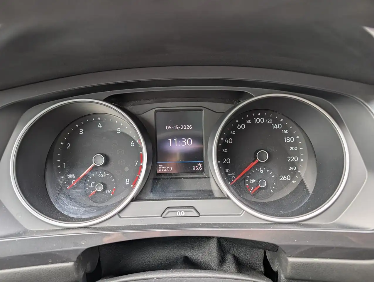Volkswagen Tiguan снимка Volkswagen Tiguan