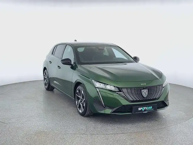 Peugeot 308 view 3