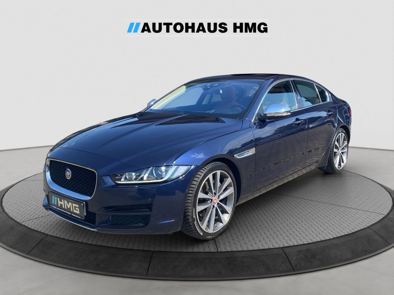 Jaguar XE Portfolio *PANO*360°*NAVI*LEDER*XENON*HUD*
