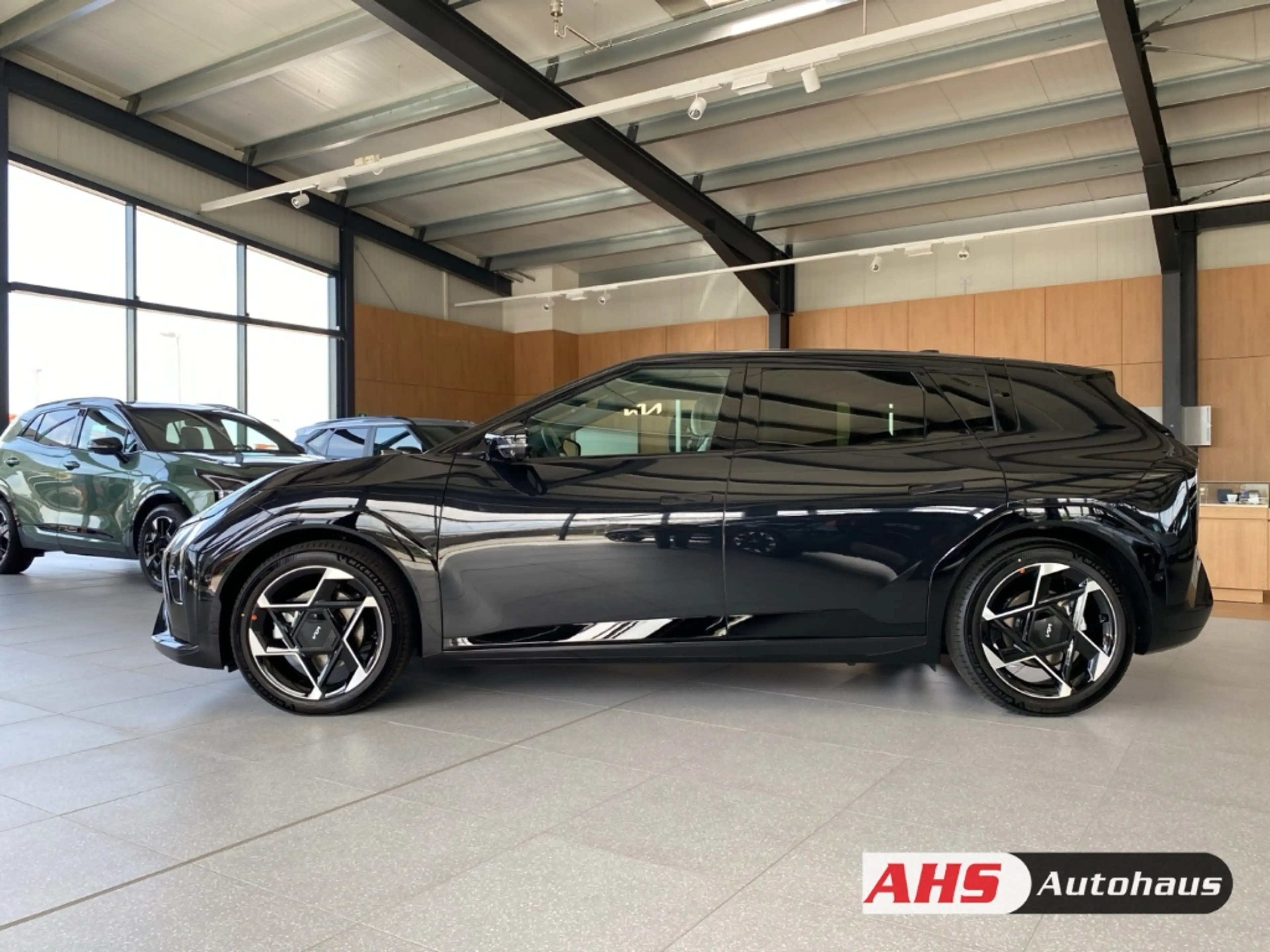 Kia EV4 150 kW GT-Line 81,4 kWh Klima-Sitze HUD 360 grad K — photo 3
