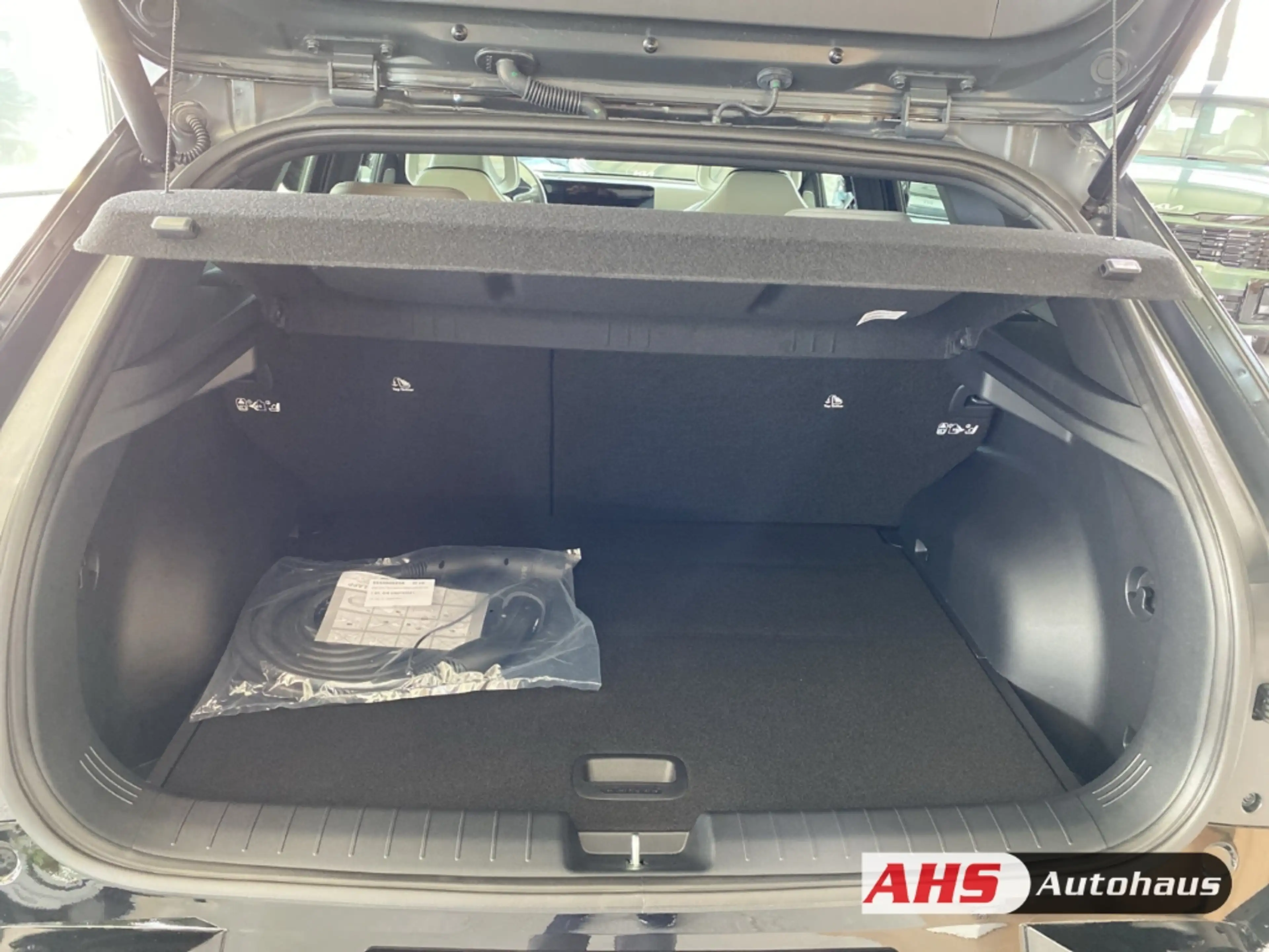 Kia EV4 150 kW GT-Line 81,4 kWh Klima-Sitze HUD 360 grad K — photo 7
