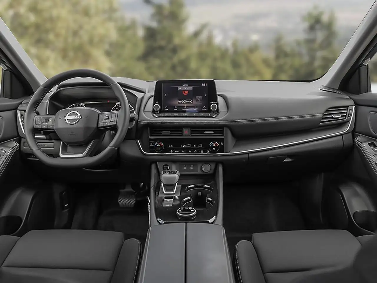 Nissan Rogue снимка Nissan Rogue