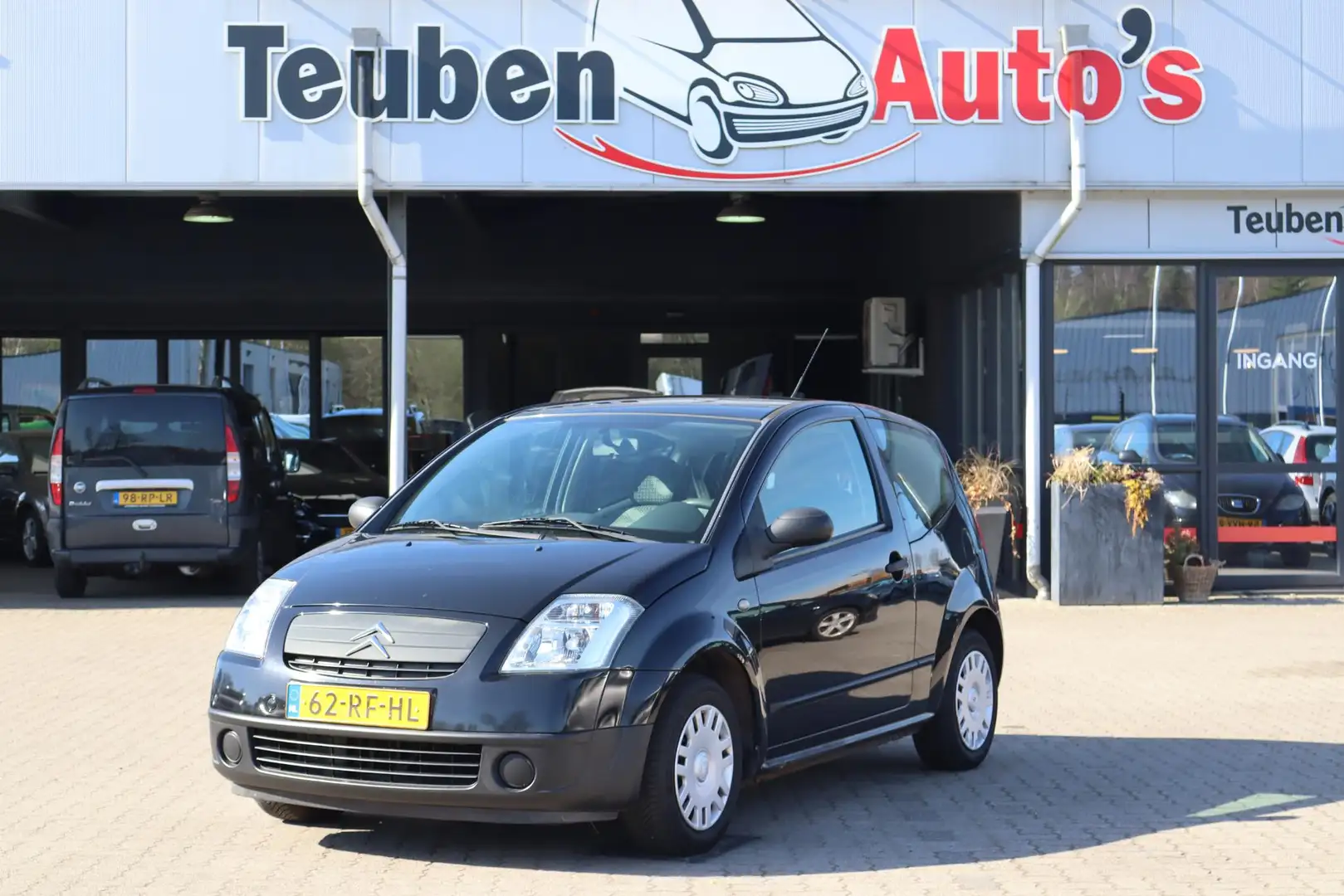 Citroen C2 1.1i Séduction Radio cd speler, APK tot 29-03-2026 Zwart - 1