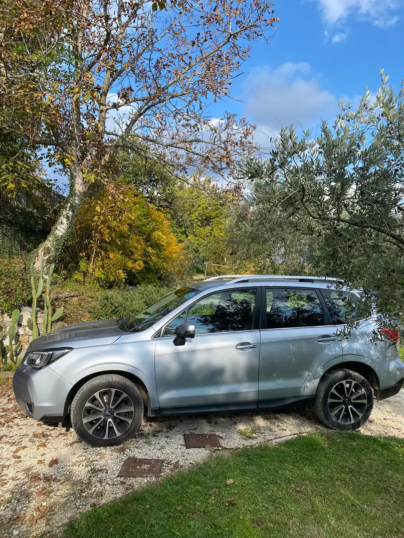 Subaru Forester 2.0d Sport Style my16 Gris - 1