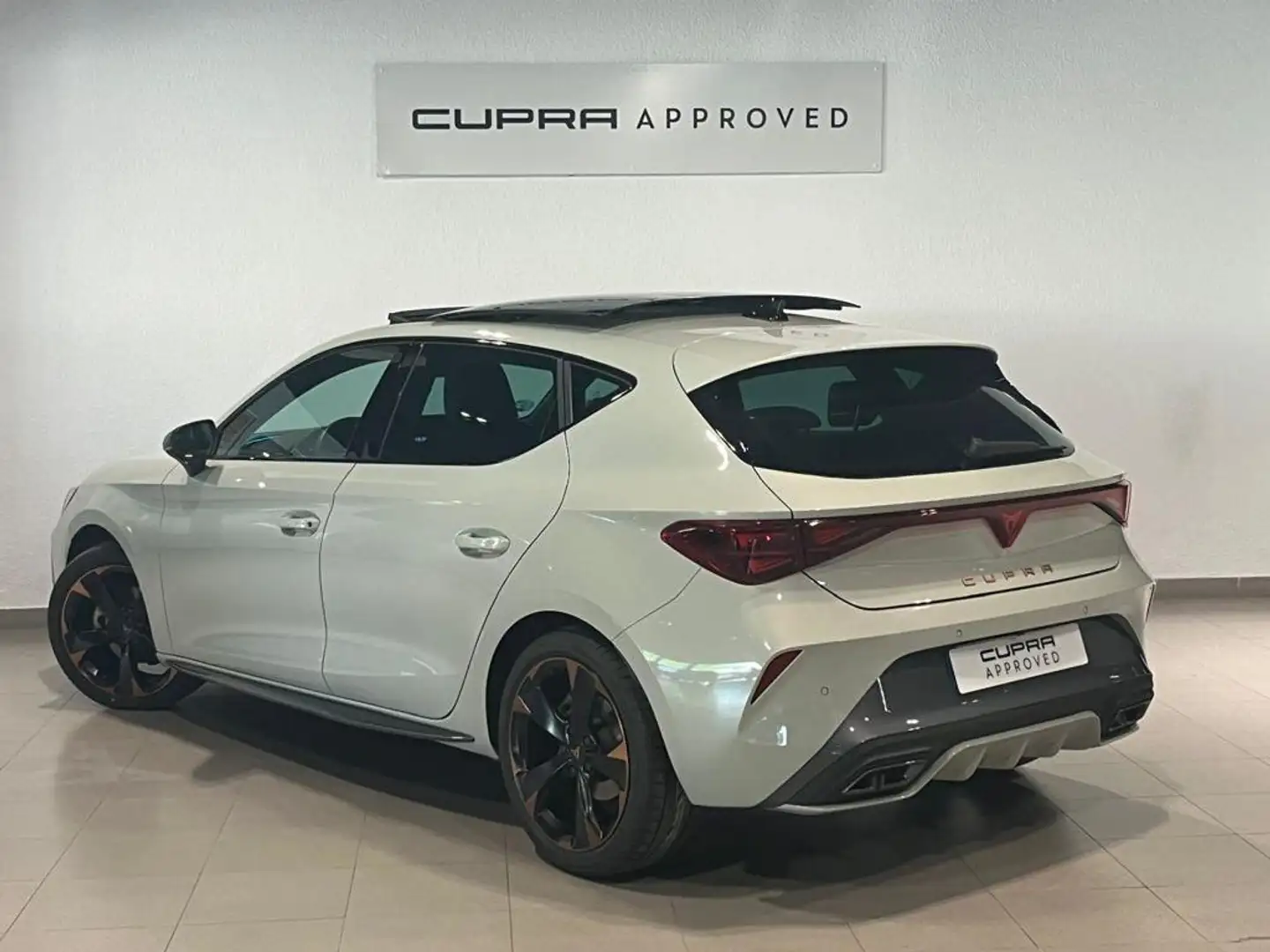 CUPRA Leon 1.5 eTSI 110 DSG Gris - 2