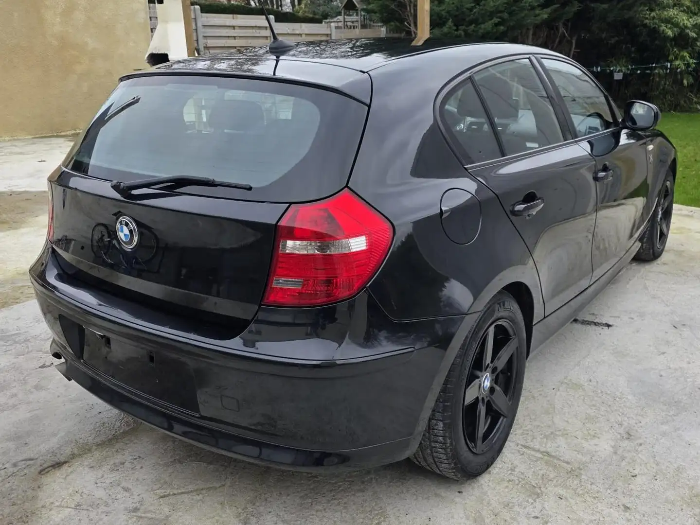 BMW 116 116i Noir - 2