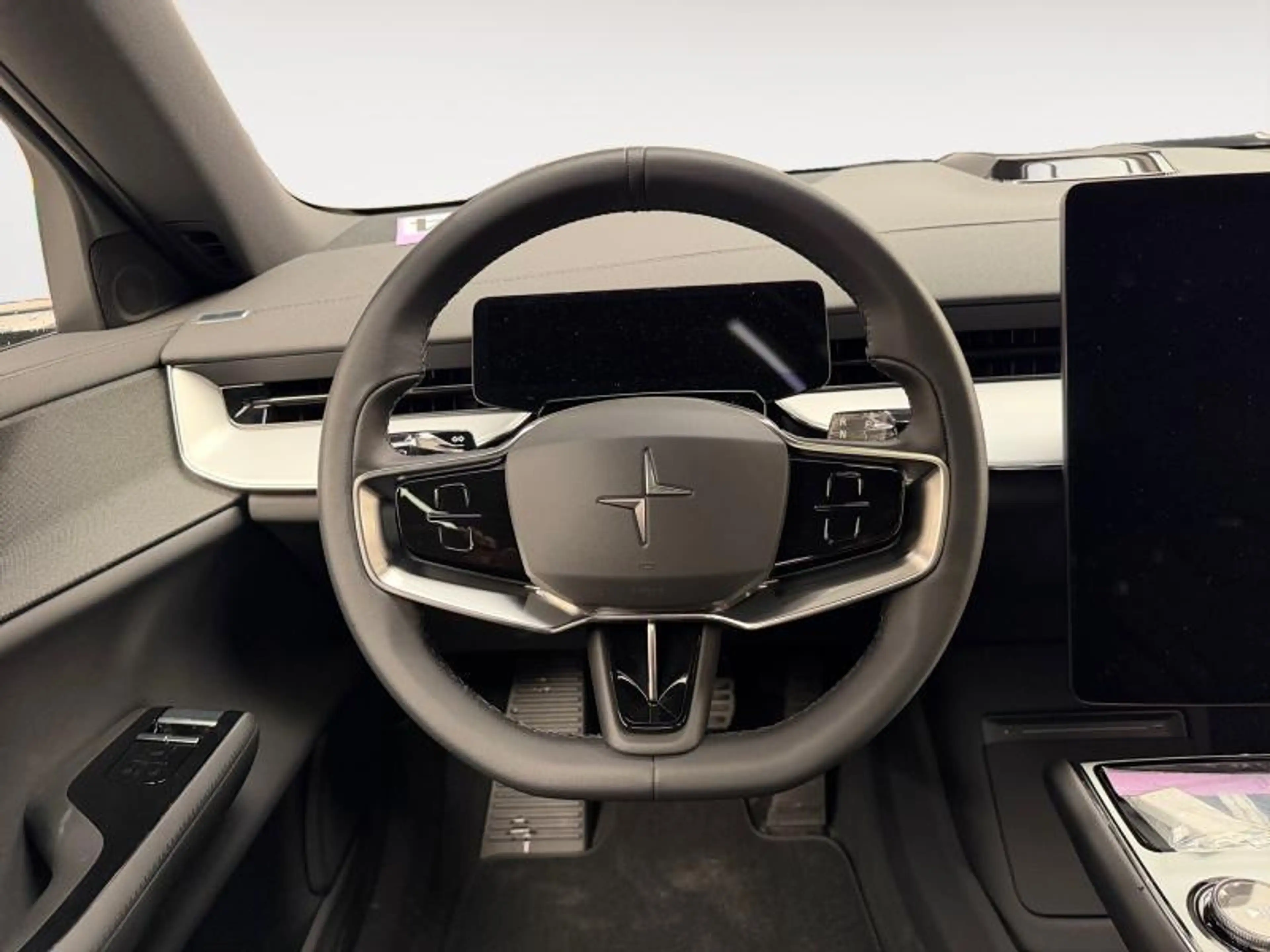 Polestar 3 LRSM MY25 — photo 10