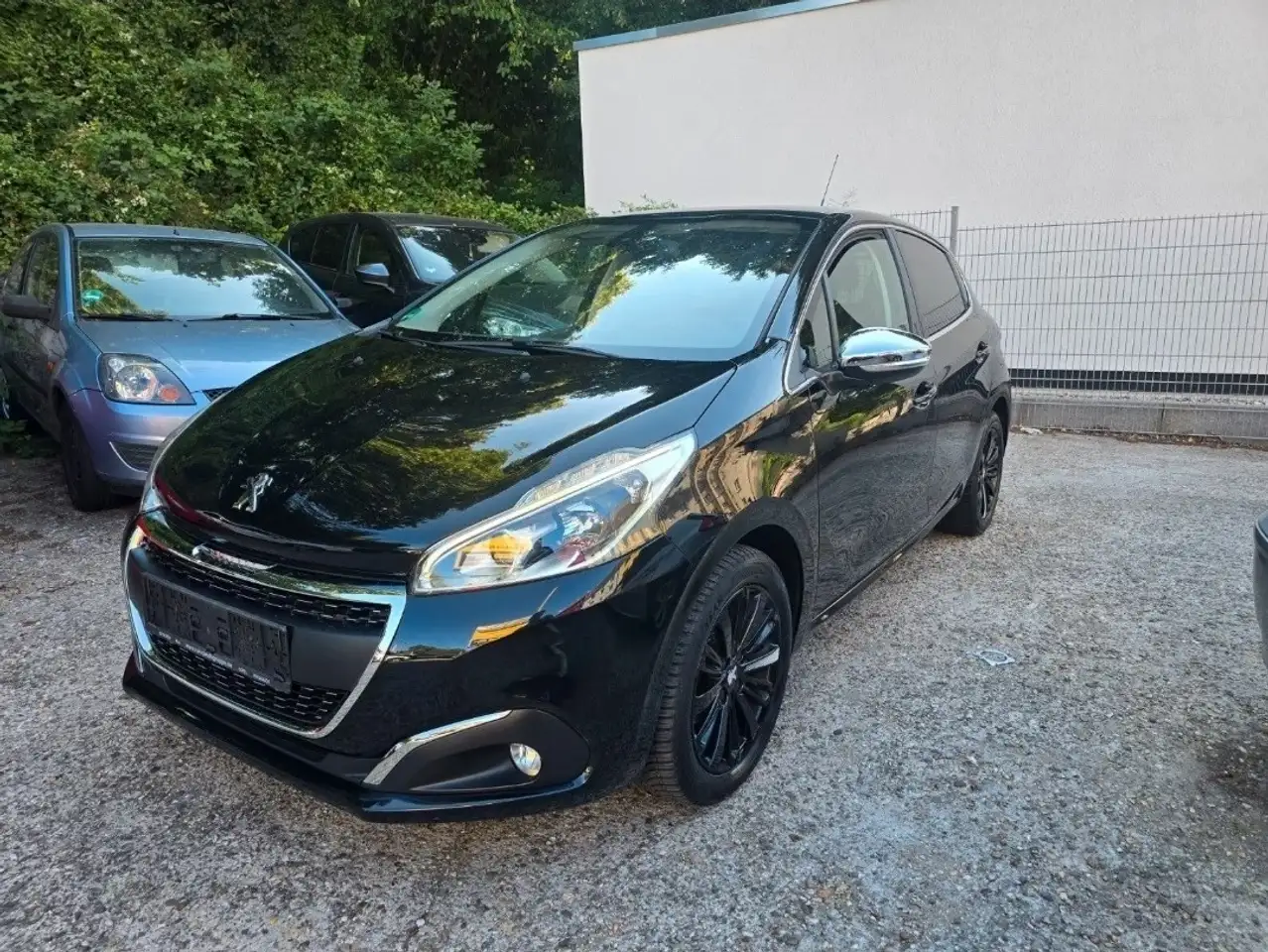 Peugeot 208 208 — photo 6