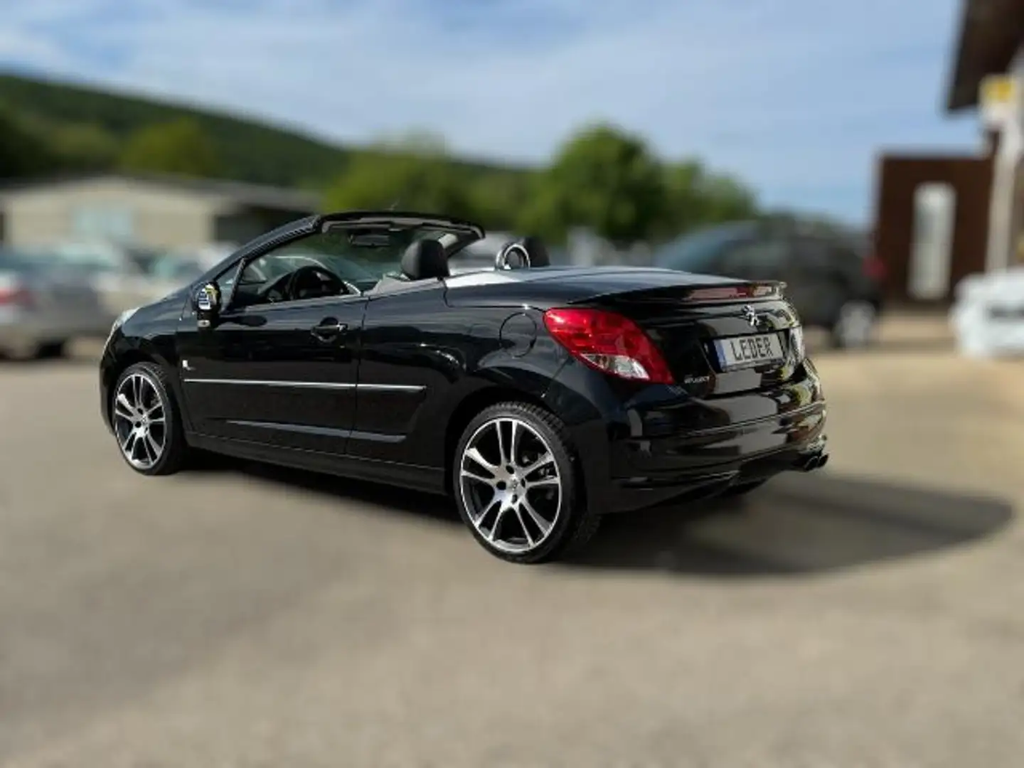 Peugeot 207 CC 1.6 16V 120 Platinum *LEDER*EINPARKHILFE*1.Hand Czarny - 2