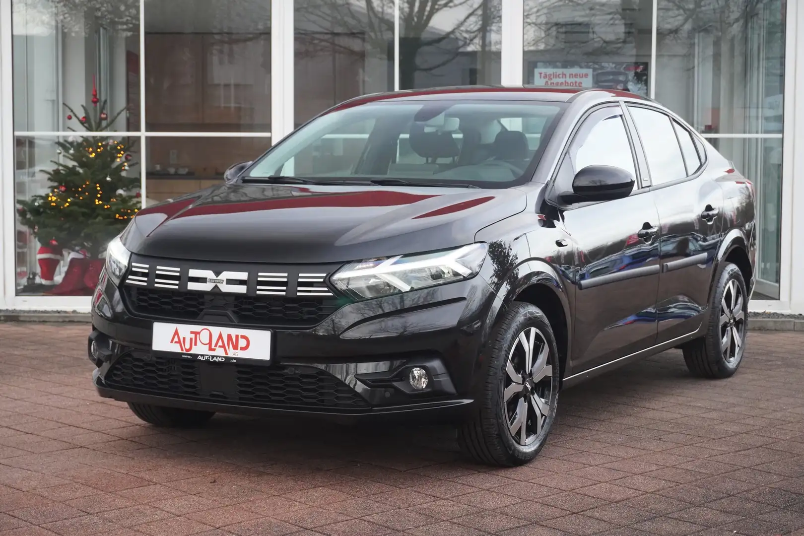 Dacia Logan II 0.9 TCE Black Edition LED Navi Kamera Schwarz - 1