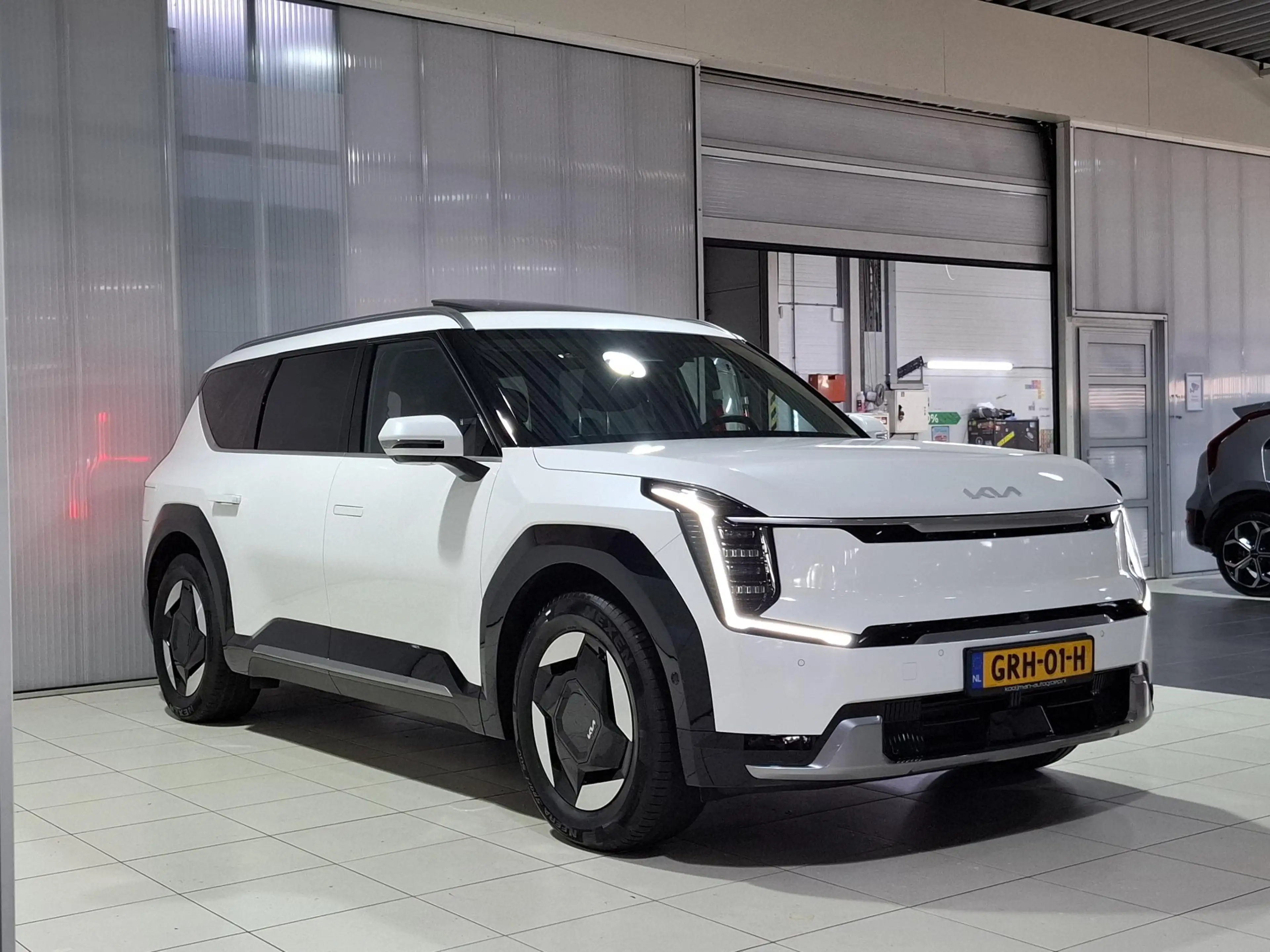 Kia EV9 Plus AWD 99.8 kWh Trekhaak, 2500 kilo trekgewicht, — photo 3
