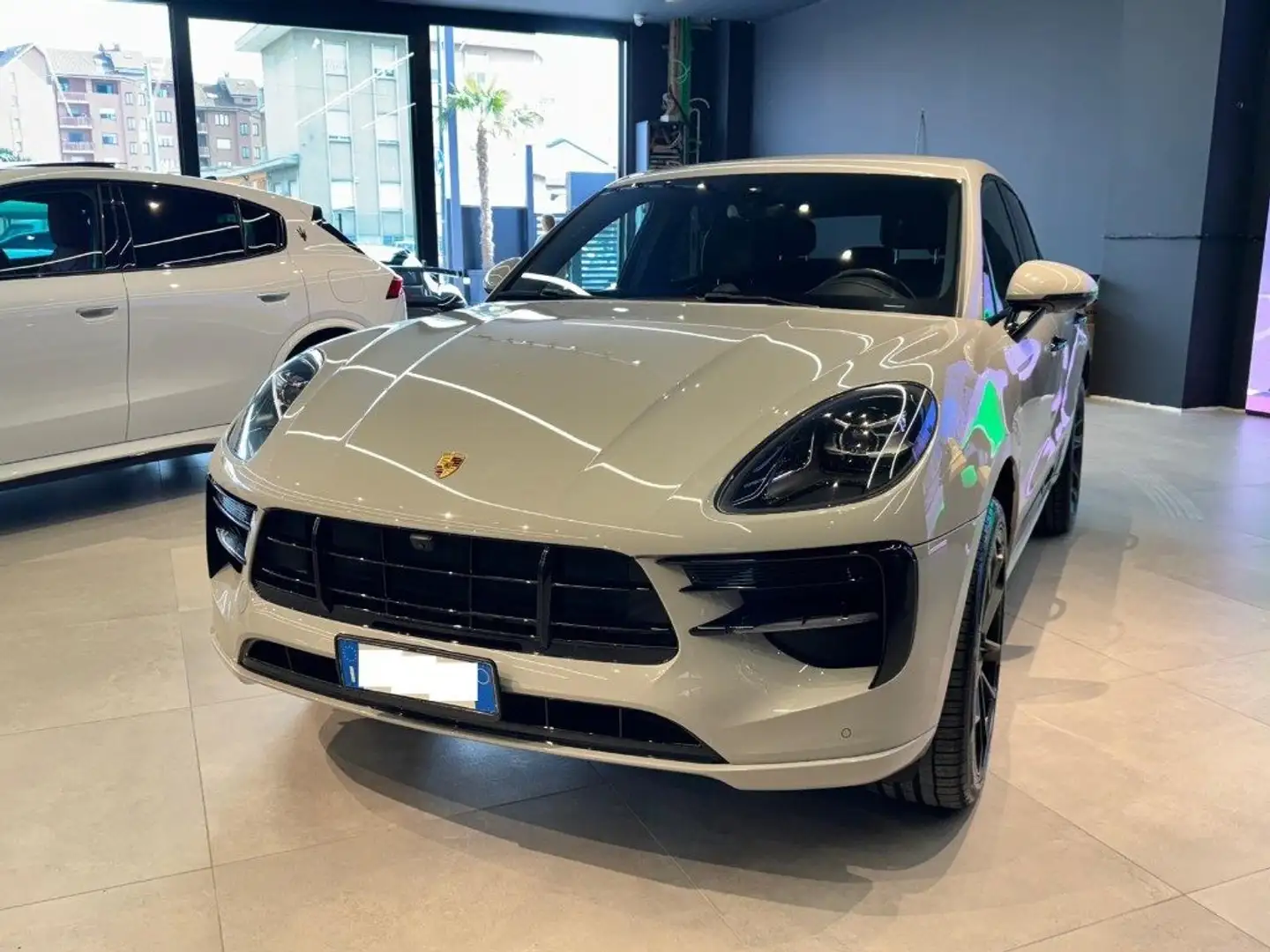 Porsche Macan 2.0 Grijs - 1