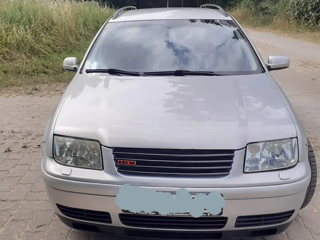 Volkswagen Bora Variant 2.3 V5 Highline, foto 1