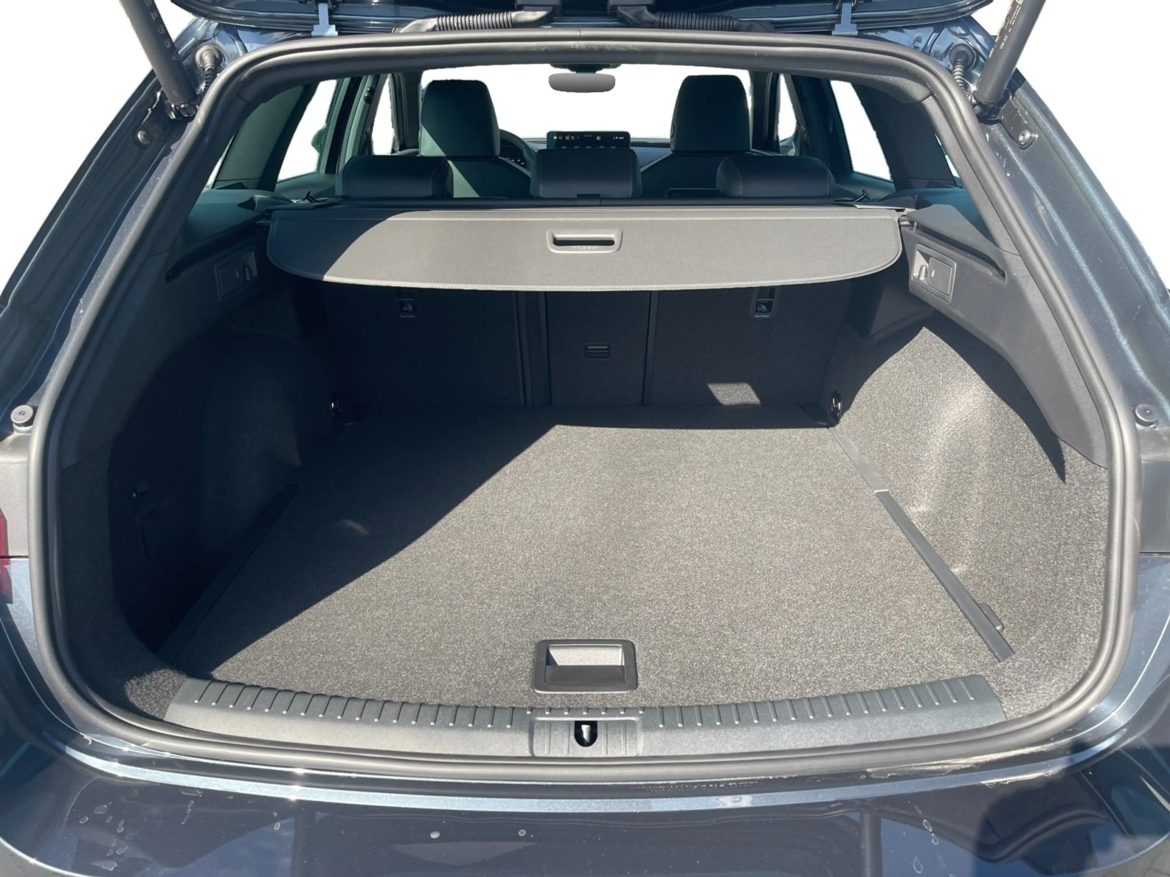 CUPRA Leon ST eTSI DSG|AHK|5-J-GARANTIE|18"|EDGE-PAKET — photo 7