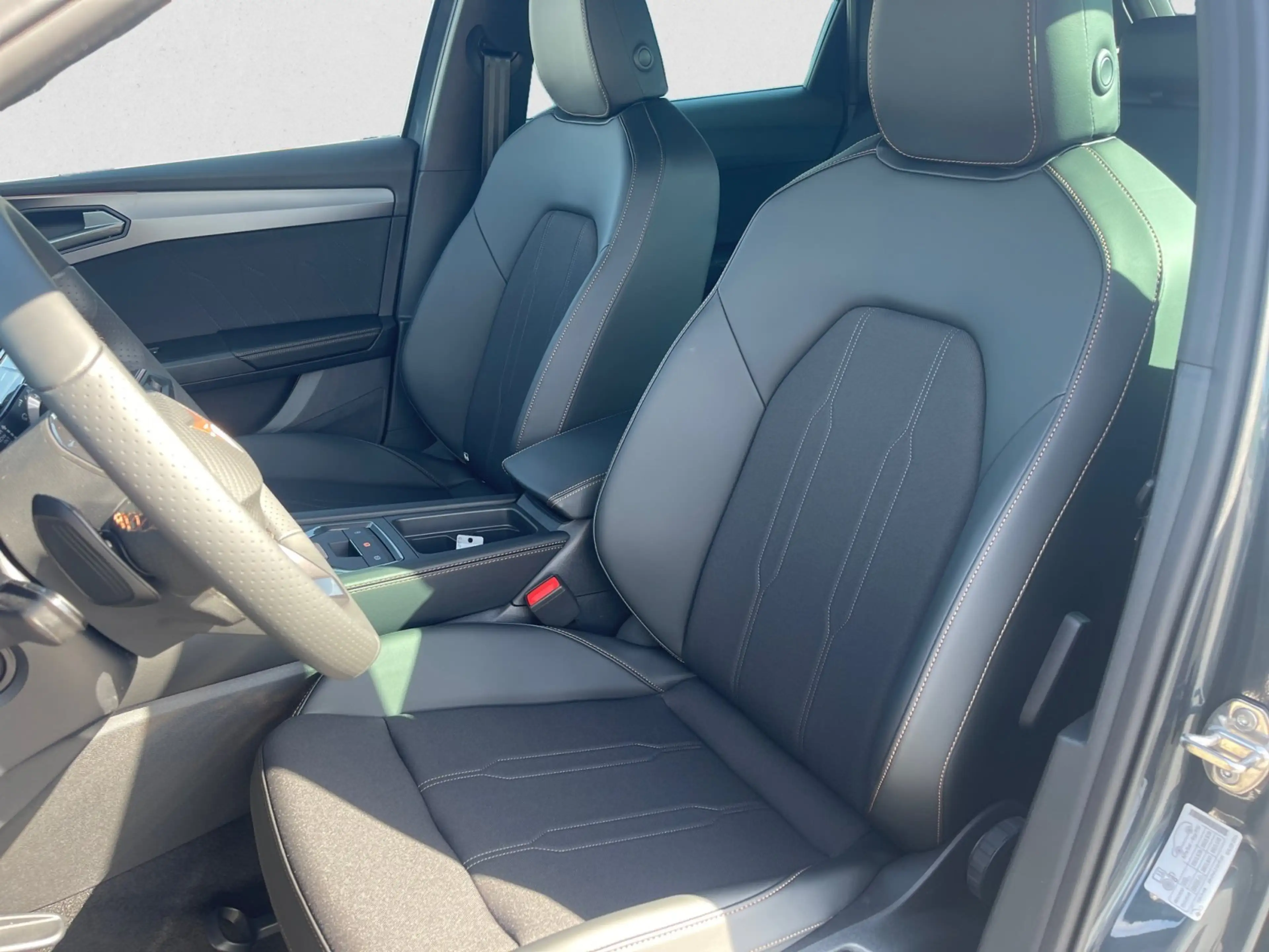 CUPRA Leon ST eTSI DSG|AHK|5-J-GARANTIE|18"|EDGE-PAKET — photo 9
