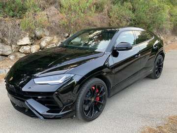 Urus 4.0 BiTurbo V8