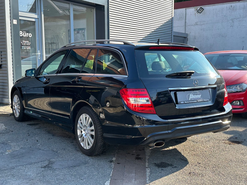 Mercedes-Benz C 180 T-Modell CGI Edition*AMG*PDC*NAVI*SHZ* — photo 7