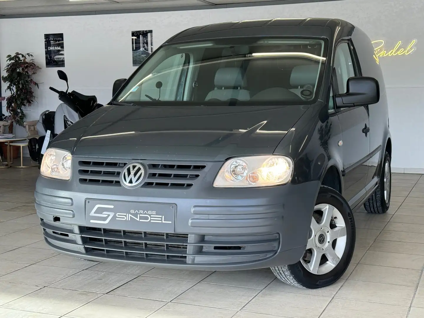 Volkswagen Caddy 1.9 TDi *UTILITAIRE*GARANTIE 1 AN* Gris - 1