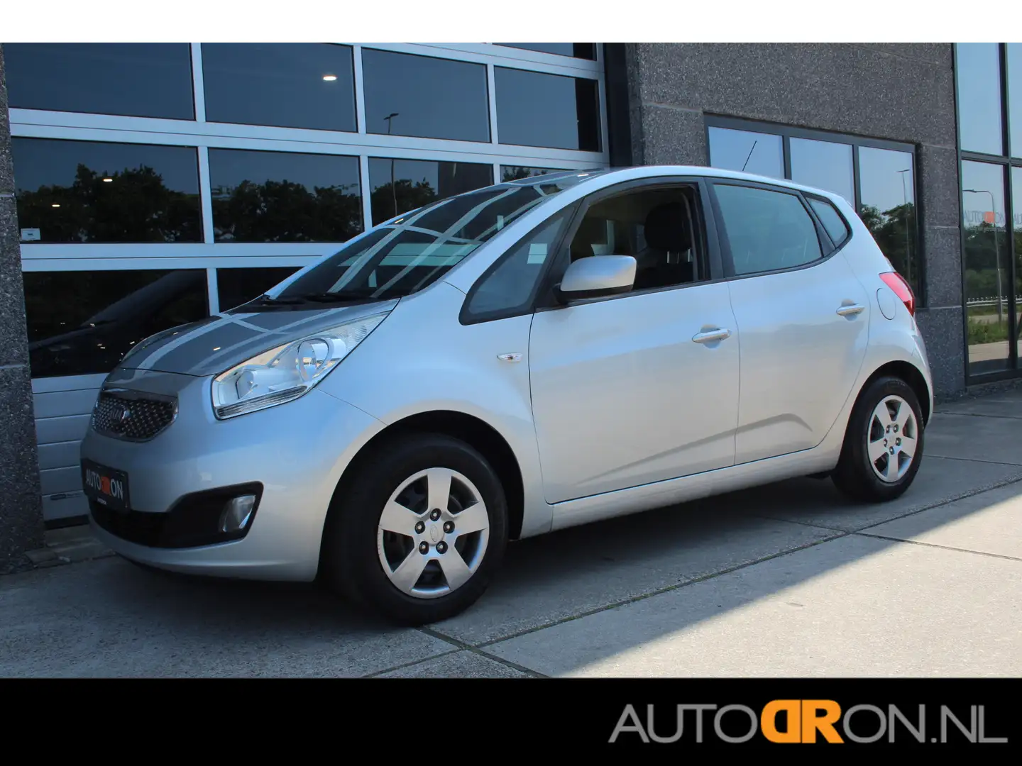Kia Venga 1.4 CVVT X-tra Comfort Cruise Control, Trekhaak Grijs - 1