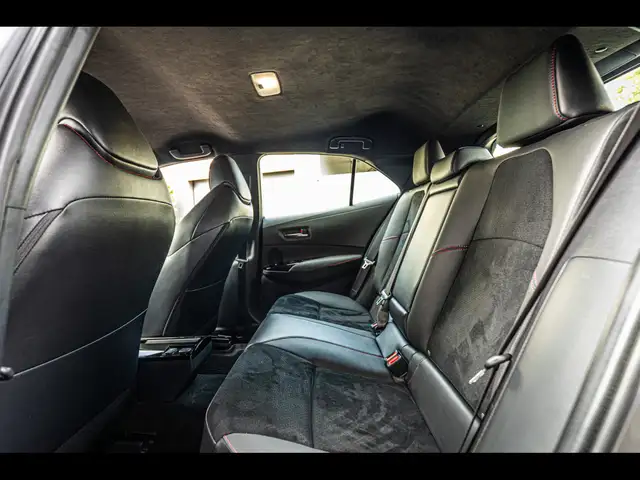 Toyota Corolla view 15